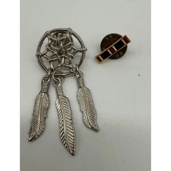 Dream Catcher Feather Brooch Pin – Boho Chic - Picture 1 of 5